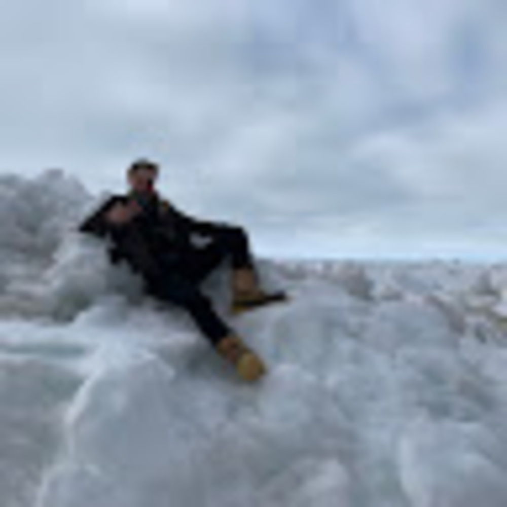 Meet your Posher, Hunter